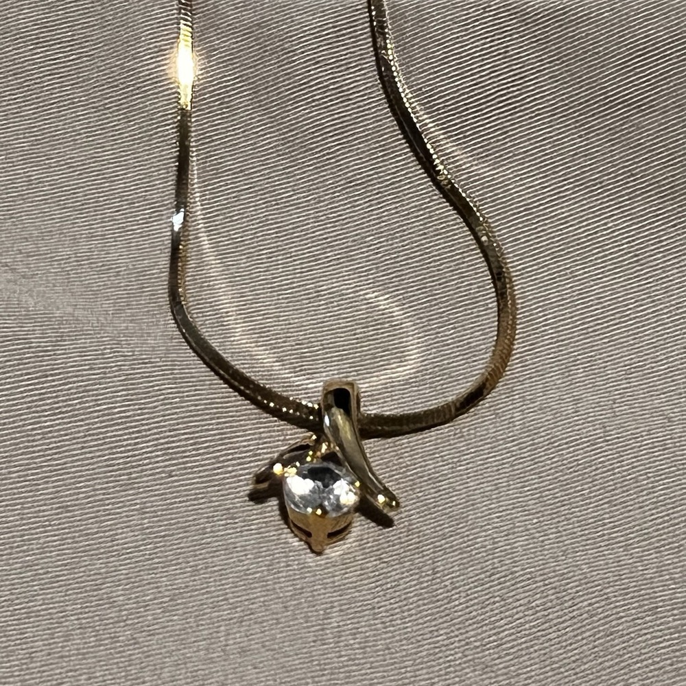 Vintage Womens AVON Rich Gold Tone Clear Crystal Pendent Necklace 17"